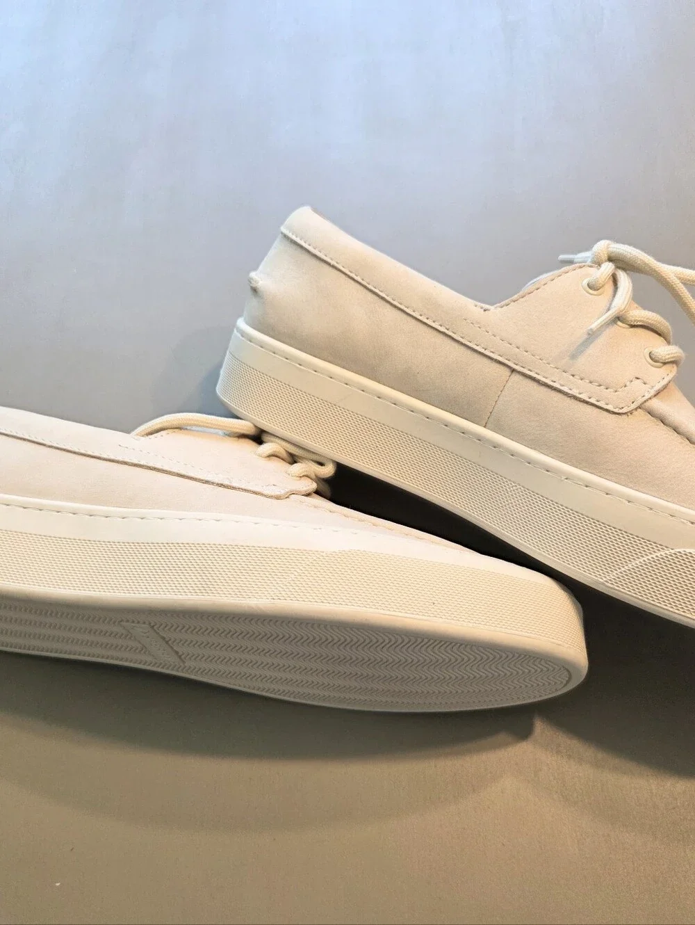 Women's Sperry Cream Suede Boat Shoe Size 8 - Picture 4 of 13